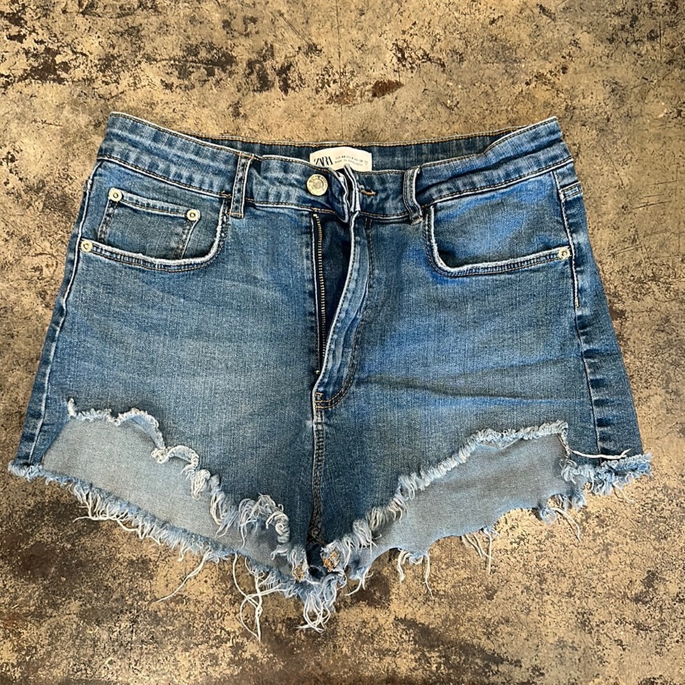 Zara Women’s High Rise Denim Frayed Hem with Zipper